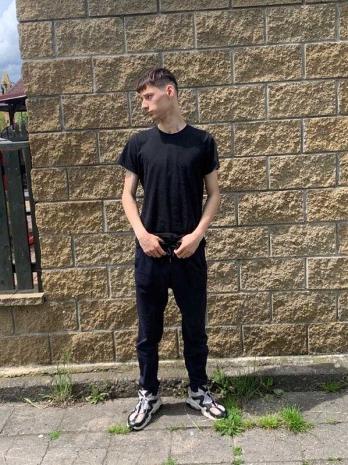 Hledám někoho na přátelství